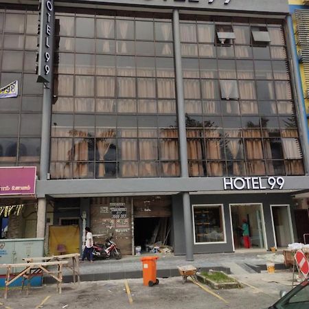 Hotel 99 Seri Kembangan Serdang Exterior photo