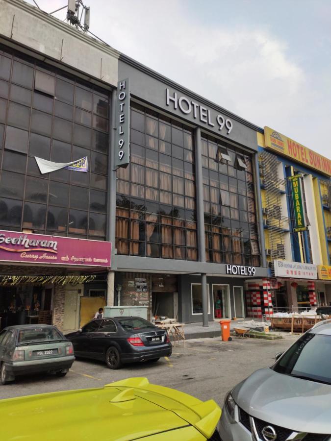 Hotel 99 Seri Kembangan Serdang Exterior photo